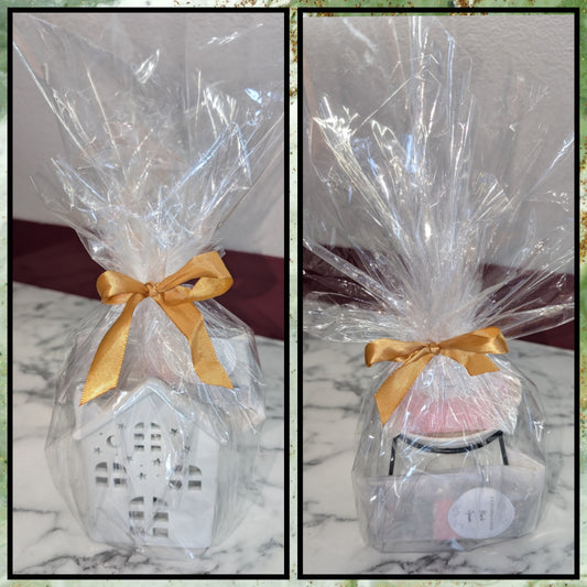 ✨ £18 Premium wax burner & melt bundle (suprise scents) gift wrapped ✨