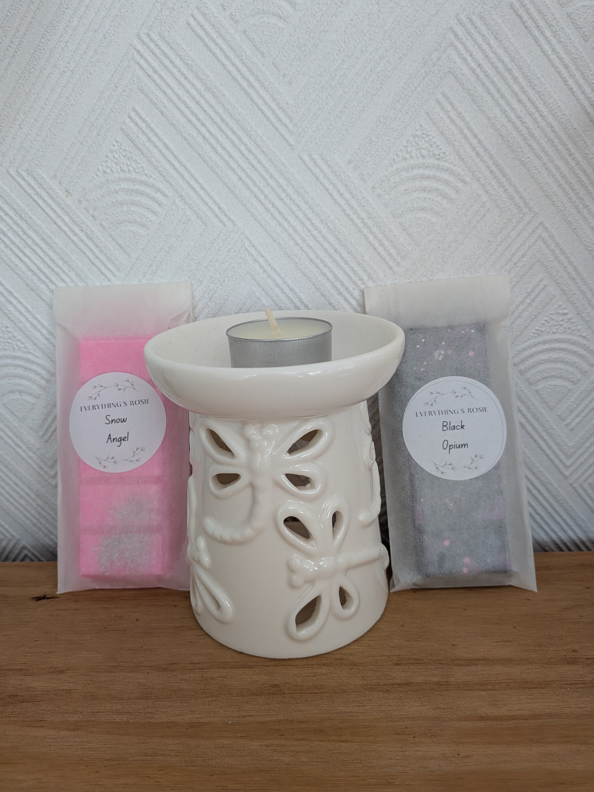 ✨ £12.50 burner & wax bundle  (suprise scents) gift wrapped✨